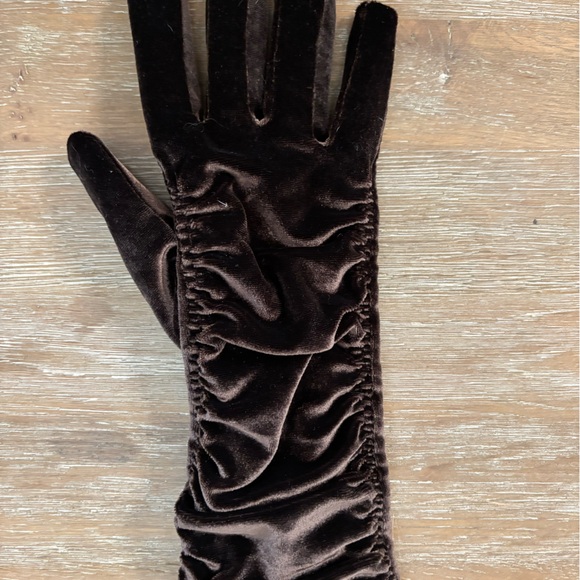 Cejon Women Chocolate Brown Velvet Lined Gloves One Size - Picture 2 of 6